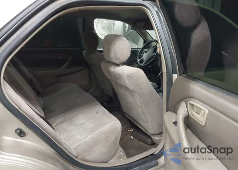 1998 Toyota Camry Le z USA, uszkodzony, nr VIN JT2BG22K2W0128272